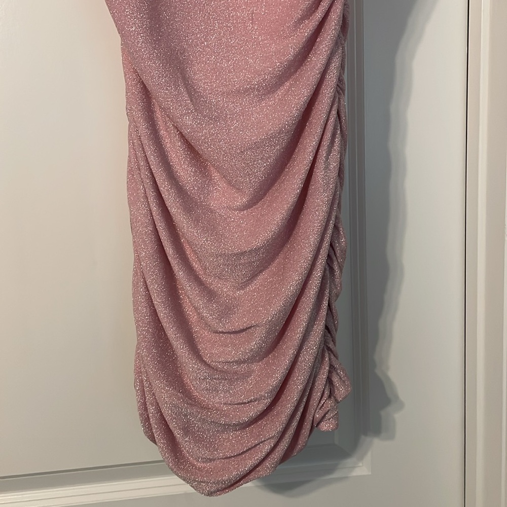 Dress - Picture 4 of 10